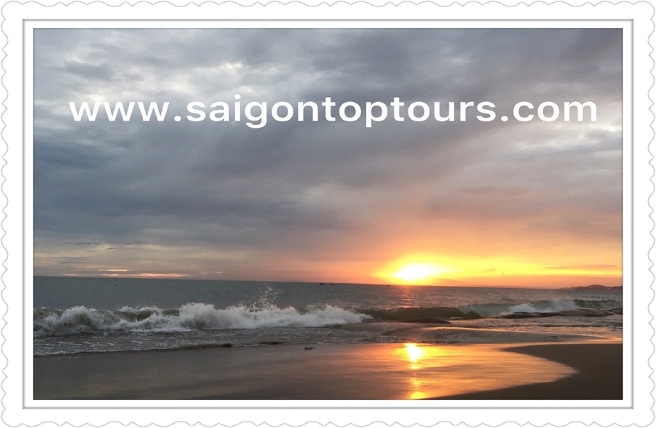 mui-ne-sunrise-sand-dunes-top-tour-saigon-top-tours-jpg