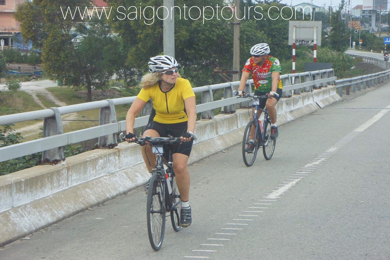 vietnam-top-biking-tour-saigon-top-tours-jpg