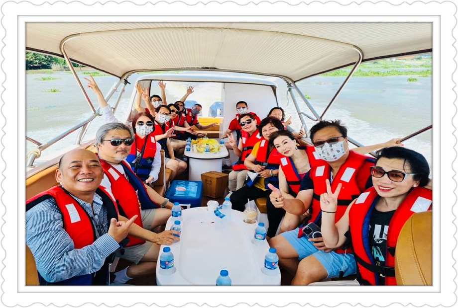 TOP MEKONG DELTA TOUR BY SPEEDBOAT ONE DAY - PRIVATE/ SMALL GROUP TOUR